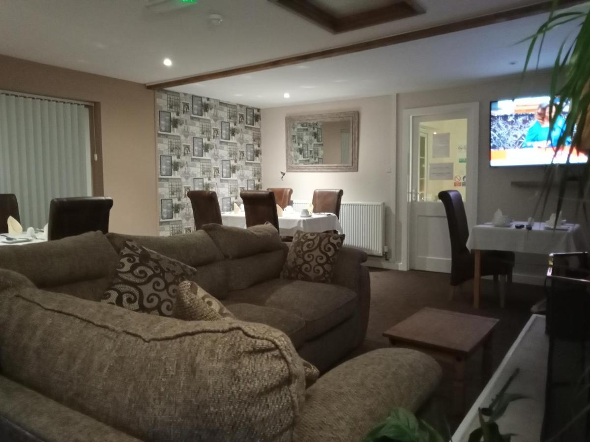 Maen Hir Hotel Menai Bridge Kültér fotó