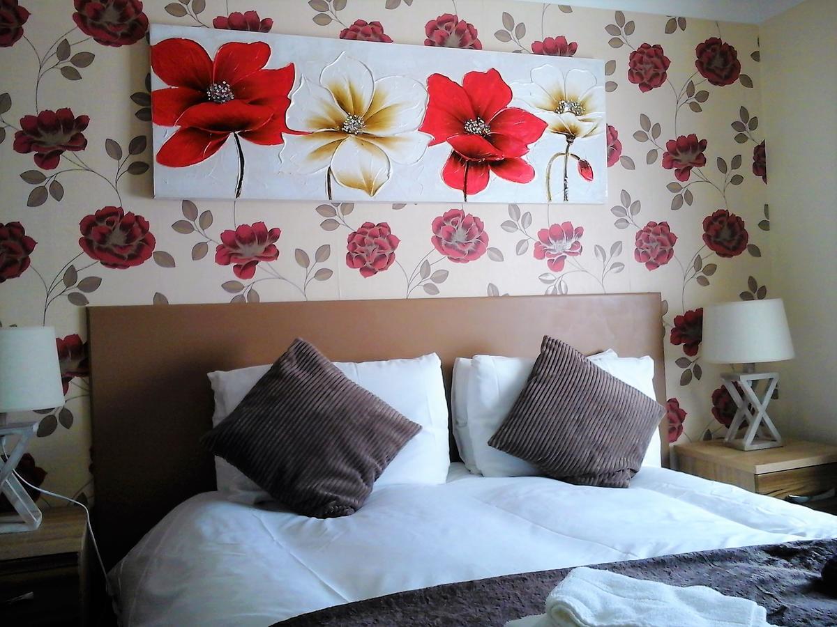 Maen Hir Hotel Menai Bridge Kültér fotó