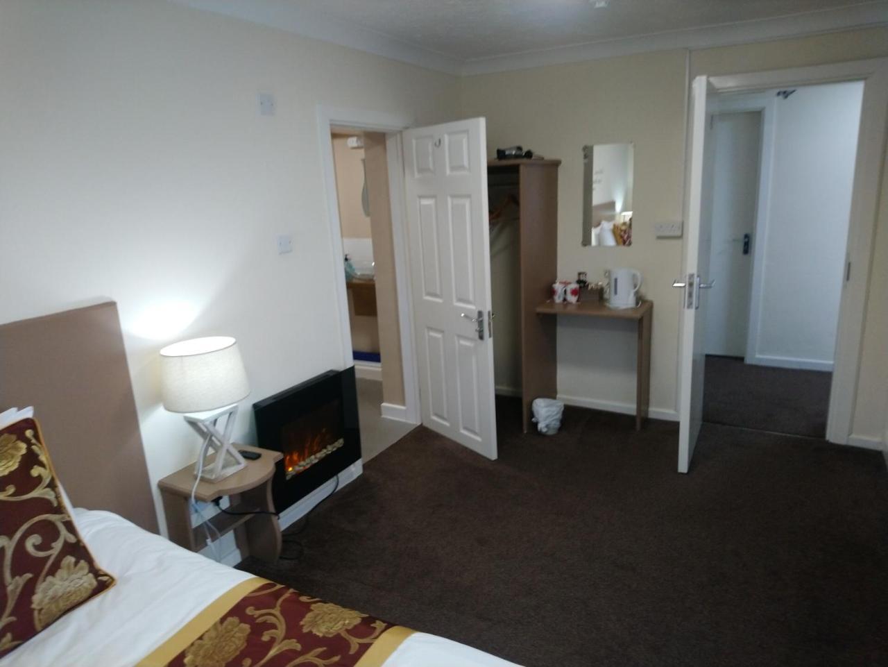 Maen Hir Hotel Menai Bridge Kültér fotó